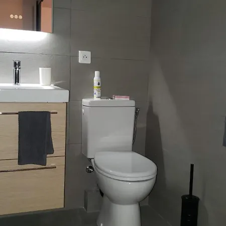 Apartmán Studio Renove Avec Balcon A 300m De La Plage - - Fr-1-239-983